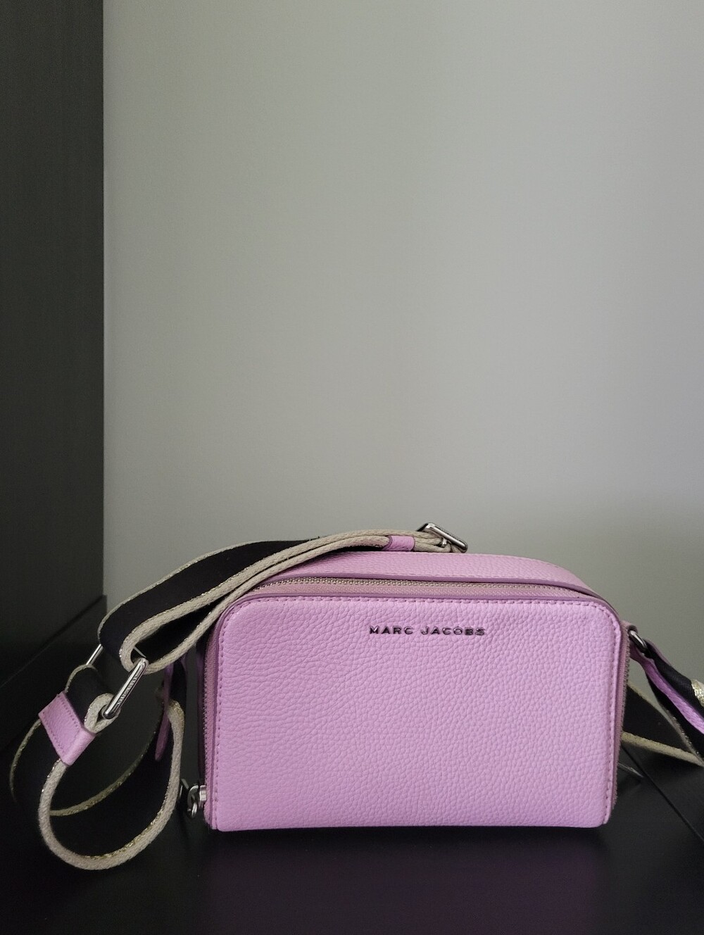 Marc Jacobs Lavender Pebbled Leather Crossbody Bag with Contrast Strap